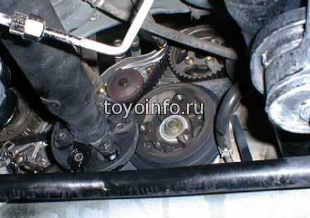 замена ремня ГРМ на Toyota Estima Emina