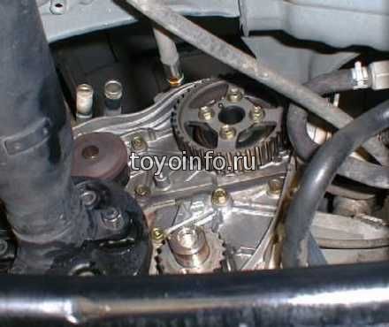 замена ремня ГРМ на Toyota Estima Emina